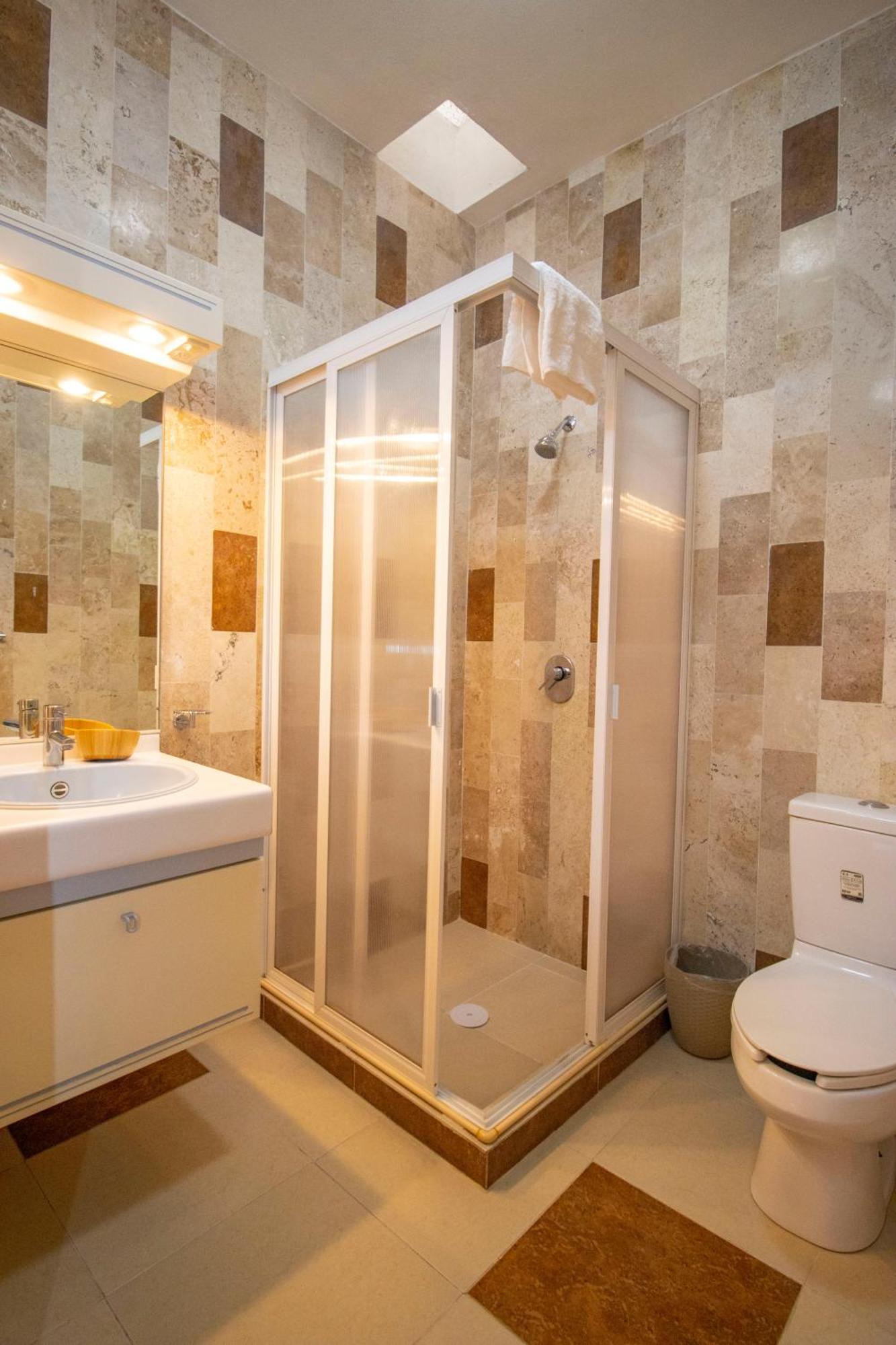 فيلا New! Bamboo Rooftop كويرنافاكا المظهر الخارجي الصورة