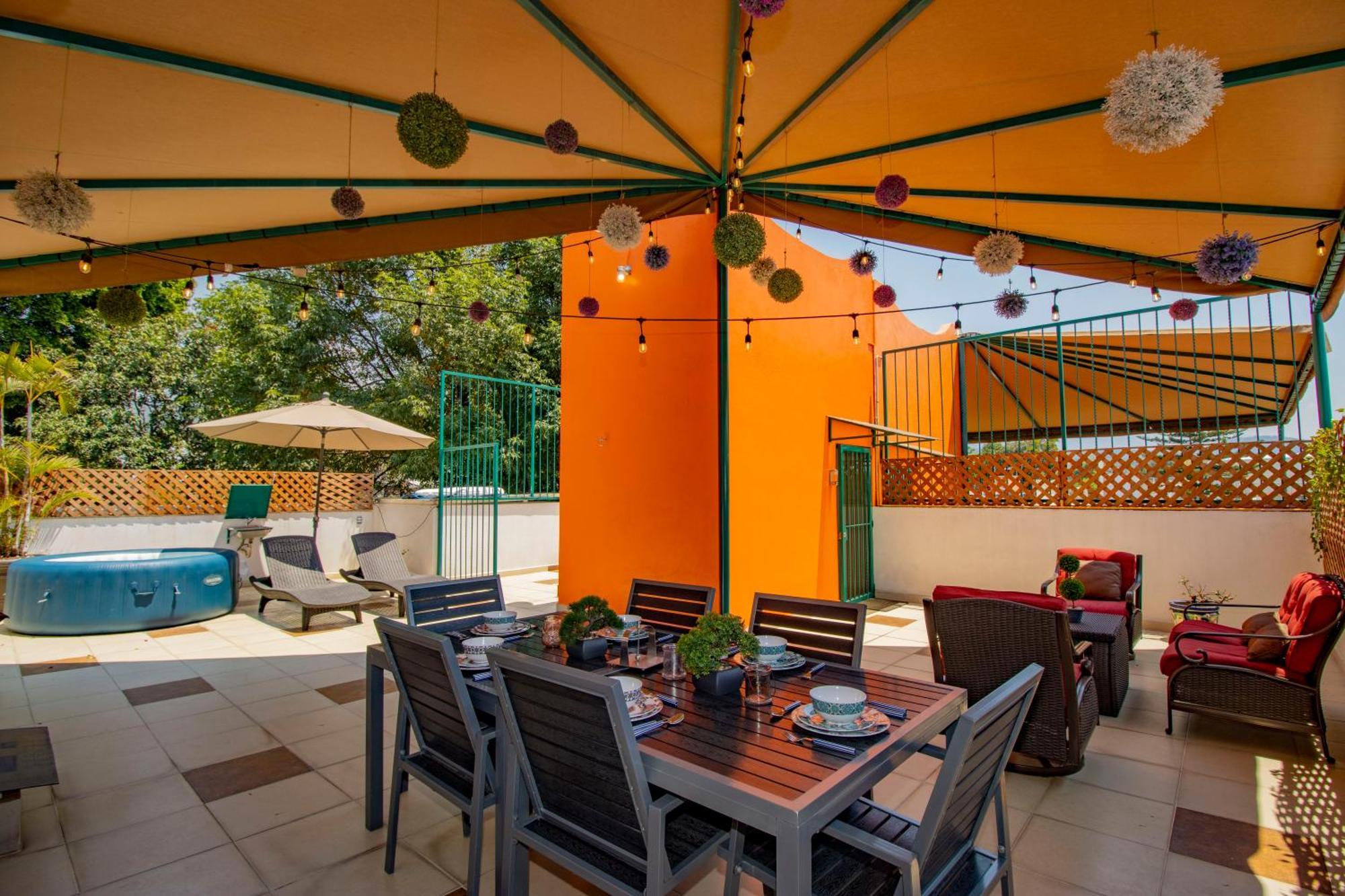 فيلا New! Bamboo Rooftop كويرنافاكا المظهر الخارجي الصورة